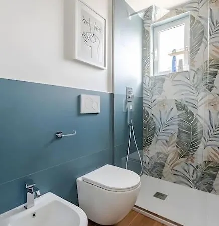 Thetinyhouse 70128